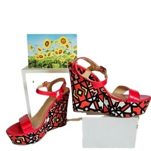 Liliana Red platform size 4 wrap sandals Edgy Multicolored Eclectic vibe Summer